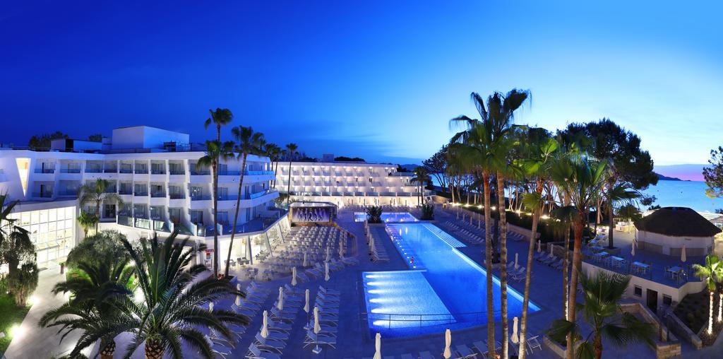Iberostar Waves Playa De Muro Playa de Muro  Exterior photo